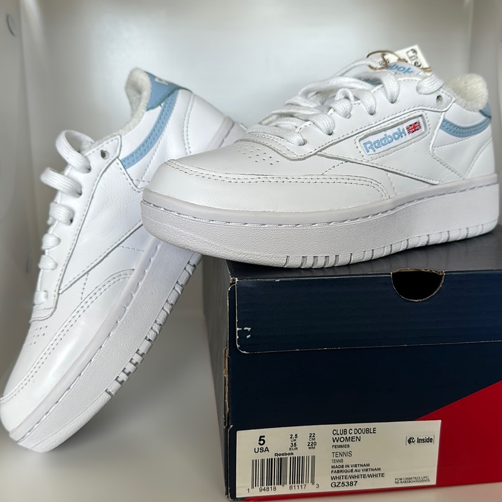 NWB🌟Reebok x UO Club C Double Retro Sneaker in Sky (5)